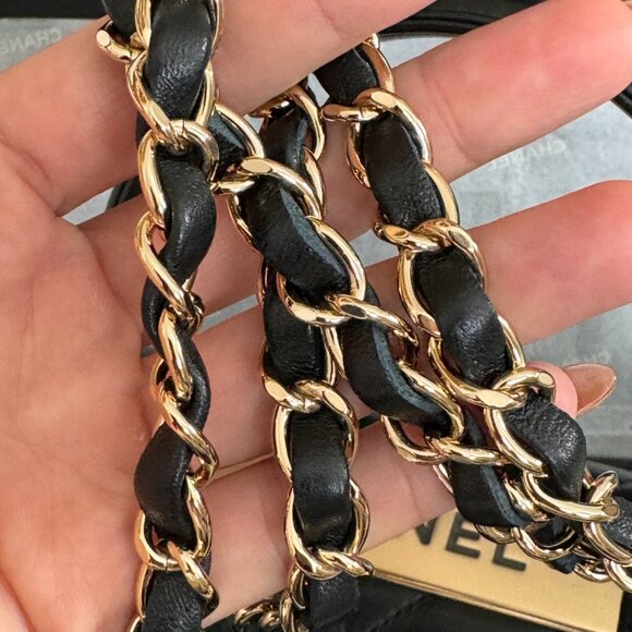 100% authentic CHANEL Trendy Small Chevron in Black Lambskin GHW - Picture 9 of 16